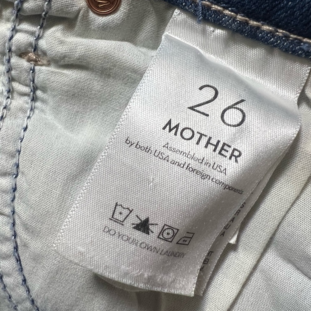 Mother Denim - The Swooner Rascal Straight Leg Ankle Jean in Where is my Mind 26 - Picture 7 of 10